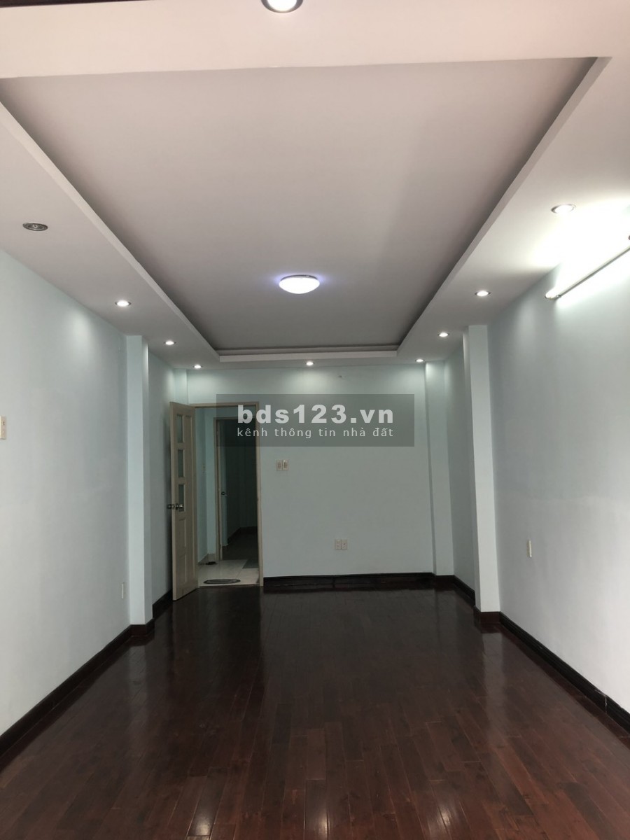 SIÊU PHẨM, MT NGÔ QUYỀN ND 12 TỶ 9 DOANH THU 420TR 1 NĂM