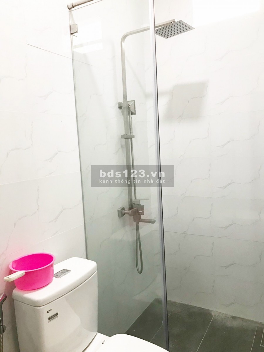Nhà rộng rãi, 5x11m, cạnh Trường PTTH Tây Thạnh. 3,98 tỷ