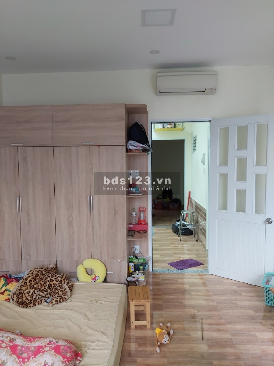 Cần tiền bán gấp nhà mới DT 59.2m2 Lạc Long Quân, F.5, Quận 11. Giá 5.5 tỷ !