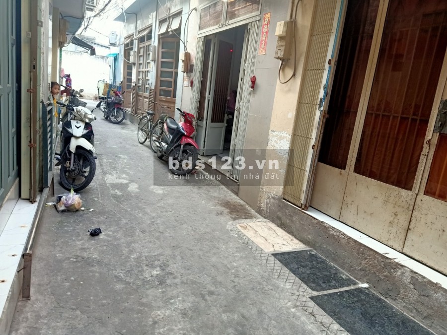 Bán nhà 1 lầu hẻm 67 bùi văn ba phường Tân Thuận Đông quận 7