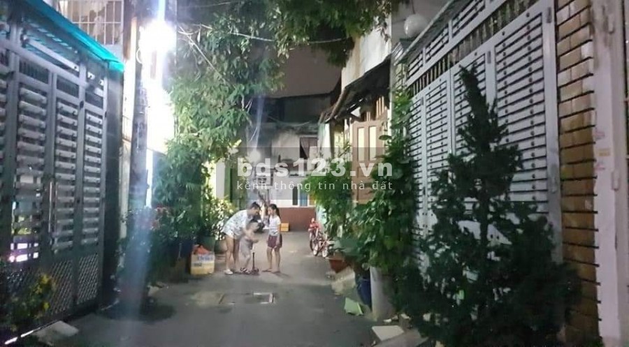 Bán nhà đường Thống Nhất, Gò Vấp gần Lotte Nguyễn Văn Lượng