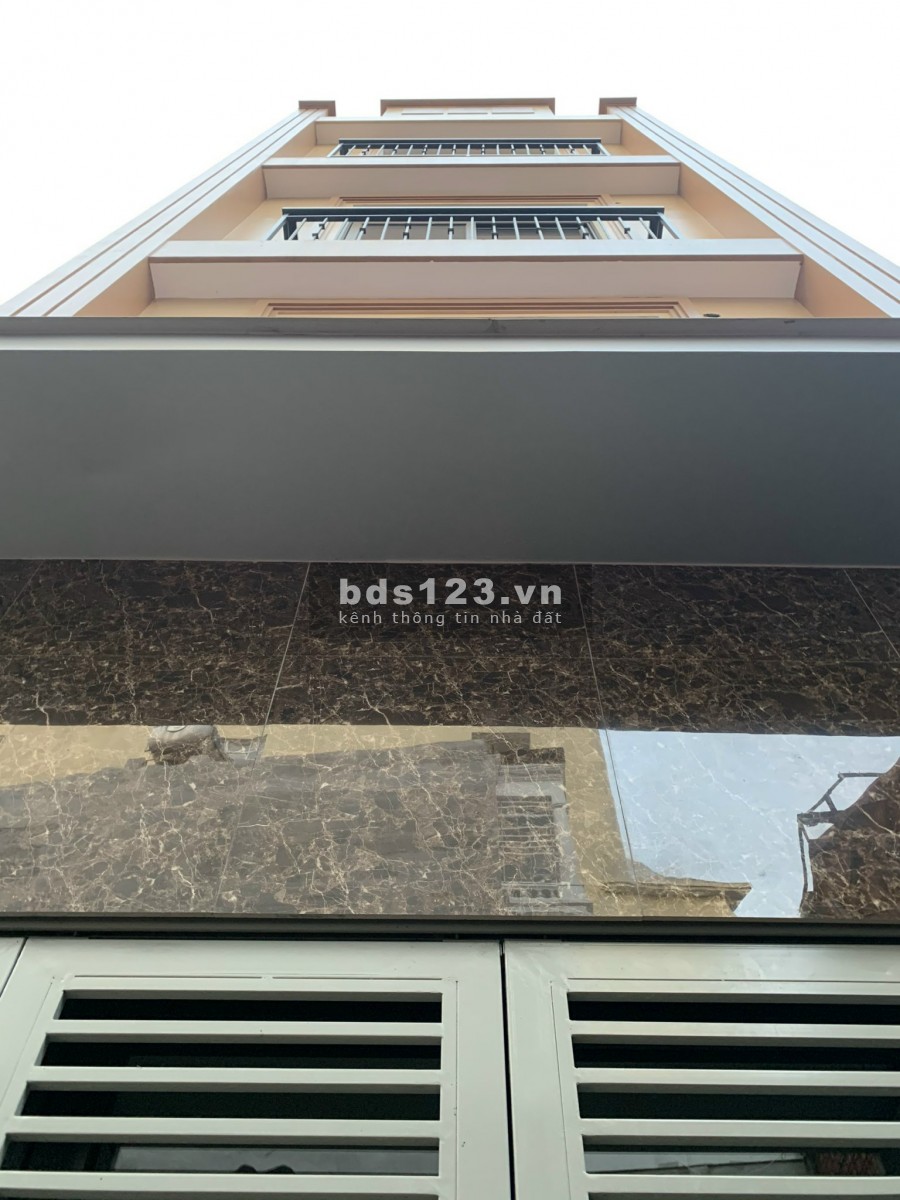 Bán nhà xây mới ô tô đỗ cửa 5 tầng x 33m2 phố Tăng Thiết Giáp giá 3,8 tỷ. LH 0912442669