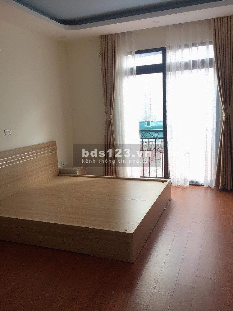 Bán nhà xây mới ô tô đỗ cửa 5 tầng x 33m2 phố Tăng Thiết Giáp giá 3,8 tỷ. LH 0912442669