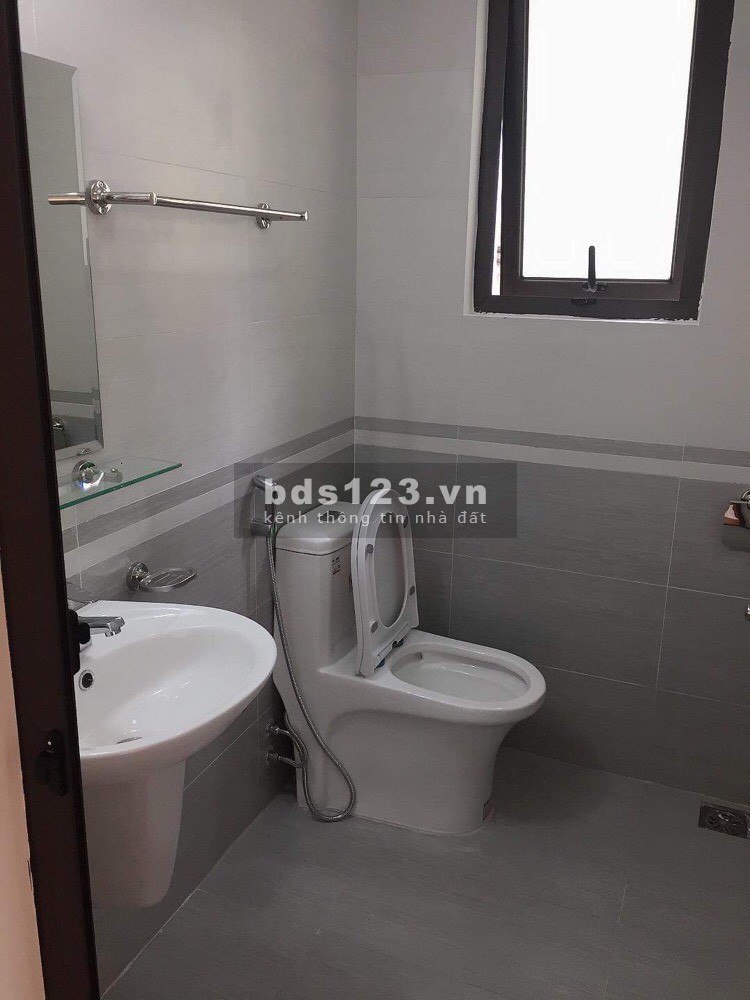 Bán nhà xây mới ô tô đỗ cửa 5 tầng x 33m2 phố Tăng Thiết Giáp giá 3,8 tỷ. LH 0912442669