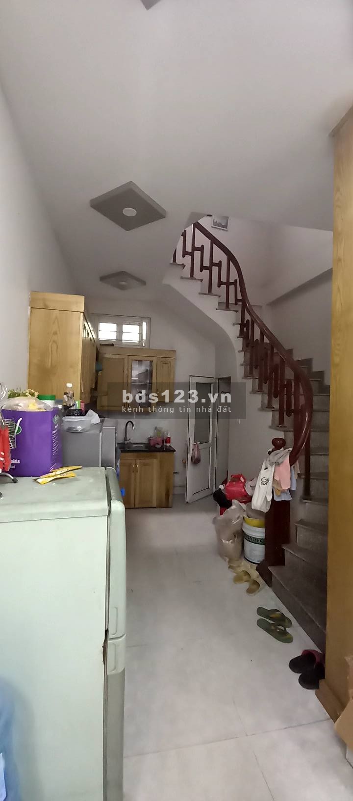 Nhà siêu đẹp, gần phố Đào Tấn full nội thất, 35m2* 5Tầng, kd cho thuê, cách phố 50m.