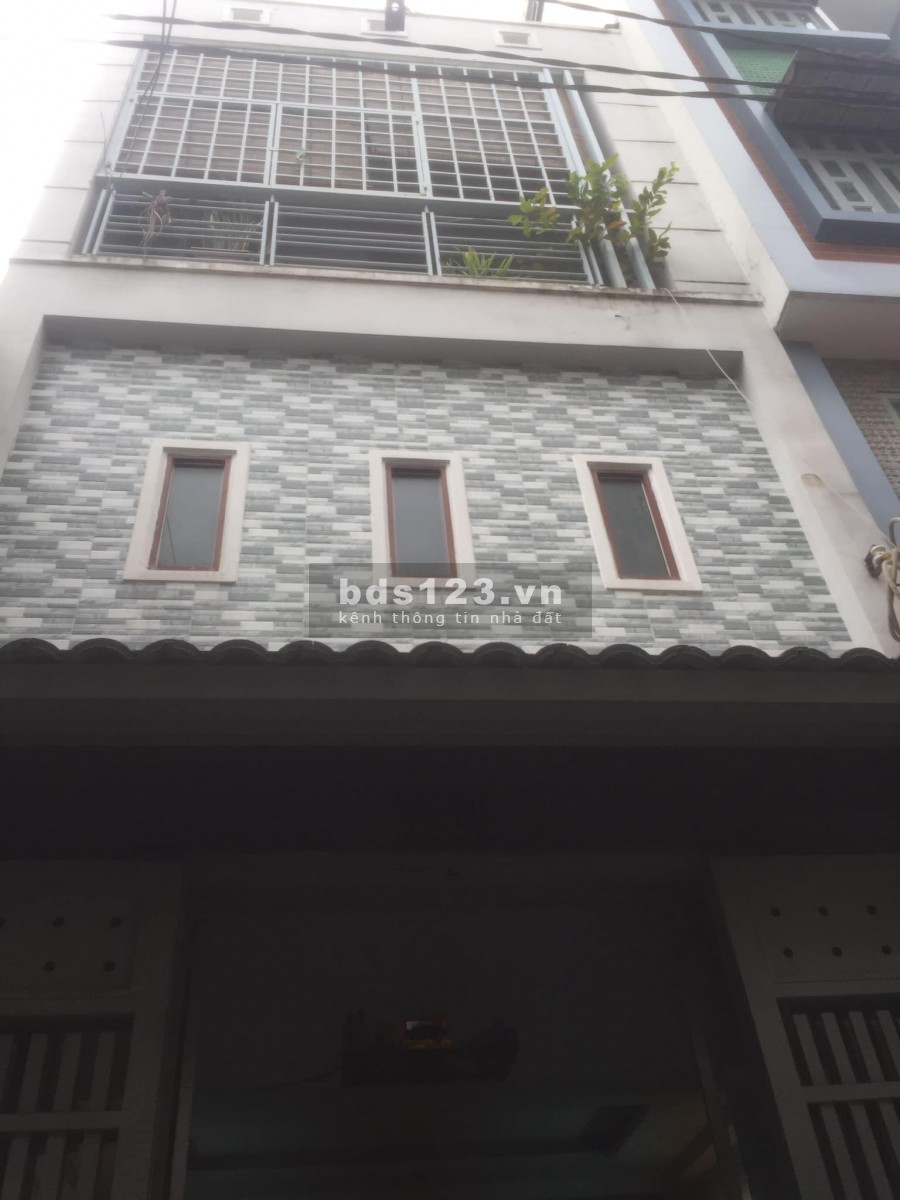 Bán nhà hẻm xe hơi đỗ cửa đường Tôn Đản Q4, DT 3,9m*11m, giá 4,2 tỷ