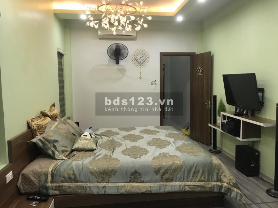 Đẹp mới ở ngay Tây Sơn nhỉnh 2 tỷ, 3 gác đỗ cửa, an sinh tốt