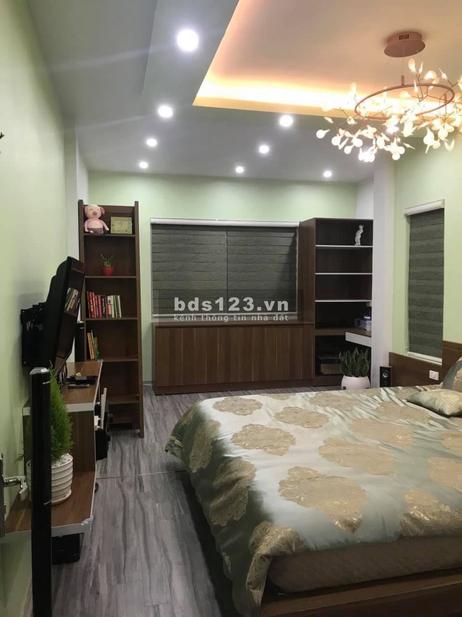 Đẹp mới ở ngay Tây Sơn nhỉnh 2 tỷ, 3 gác đỗ cửa, an sinh tốt