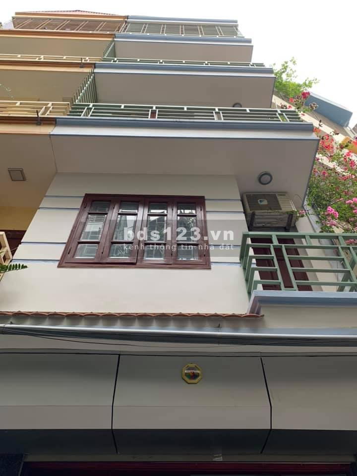 Bán nhà Trần Cung, đường rộng, nhà đẹp, DT 46m2x4T, gần MP lớn chỉ 3.4 tỷ