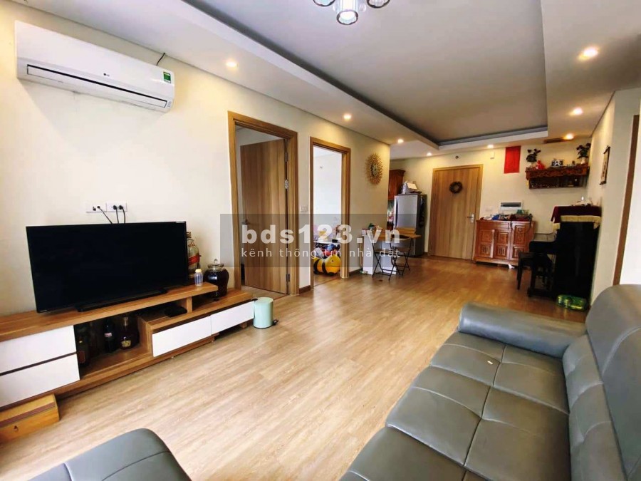 Bán căn hộ Happy Star Tower Giang Biên, Long Biên, căn góc, S: 77 m2 giá 1,9 tỷ LH 0366735565