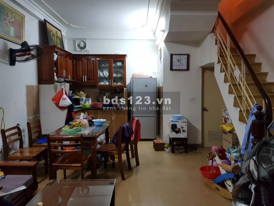 Cần tiền lấy vợ, Bán nhà Giáp Nhất, Thanh Xuân 34m 5T 2.7 tỷ, ở luôn