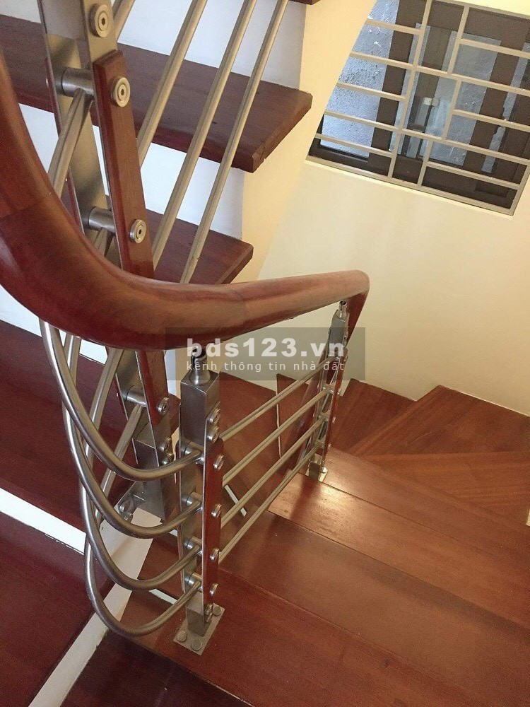 Bán nhà xây mới ô tô đỗ cửa 5 tầng x 33m2 phố Tăng Thiết Giáp giá 3,8 tỷ. LH 0912442669