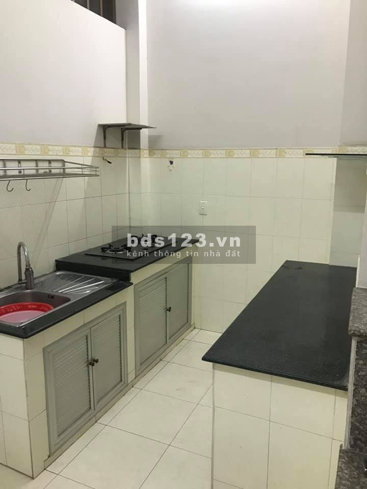 BÁN NHÀ 3 LẦU 2.6 TỶ, 29M2, NI SƯ HUỲNH LIÊN, TÂN BÌNH.
