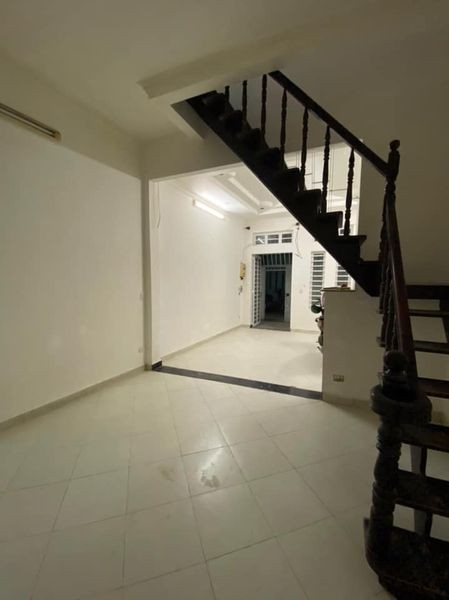 Cho thuê nhà nguyên căn hẻm 62 Lâm Văn Bền dtsd 104m2 1 lầu 2 phòng ngủ