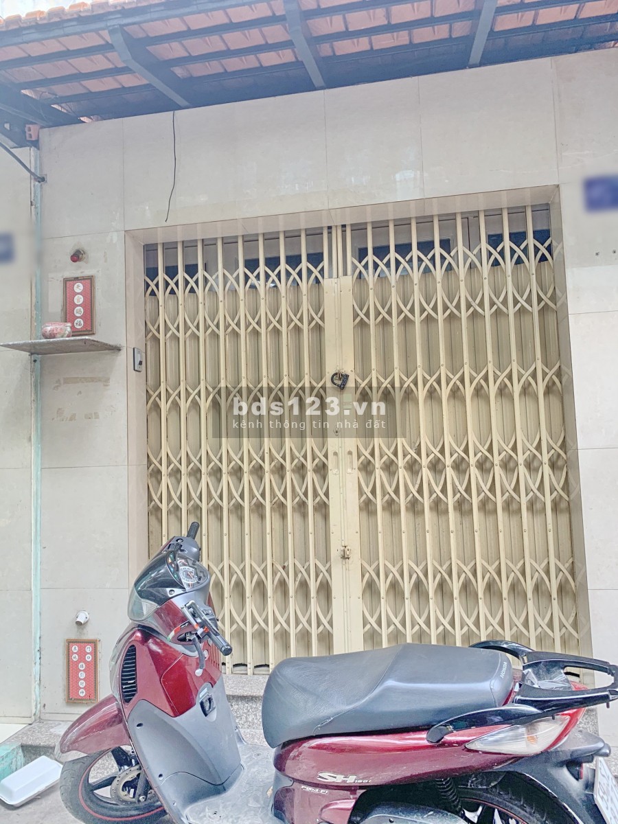 Nhà nở hậu 2lầu/ST ngay chợ Thiết đường Tân Phước P6 Q11