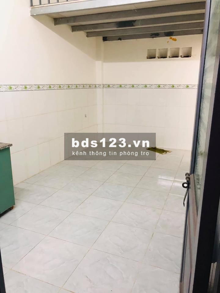 Cho thuê phòng trọ có gác lửng 70/15 Nguyễn Sỹ Sách 2 Triệu Tel C. Lượt : 0783.544.244 (có thang máy, hầm xe)