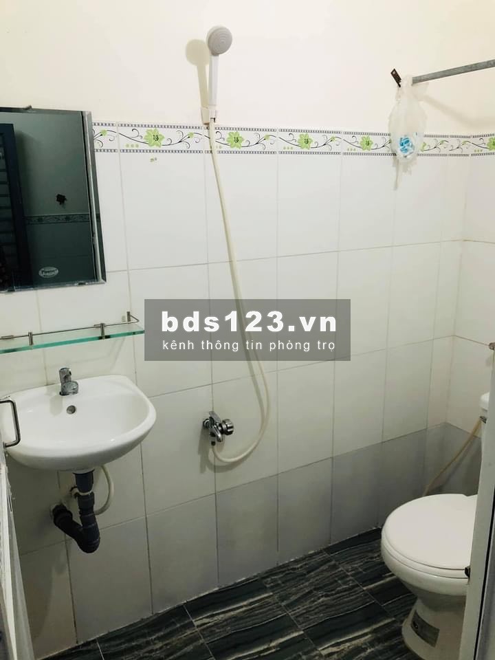 Cho thuê phòng trọ có gác lửng 70/15 Nguyễn Sỹ Sách 2 Triệu Tel C. Lượt : 0783.544.244 (có thang máy, hầm xe)