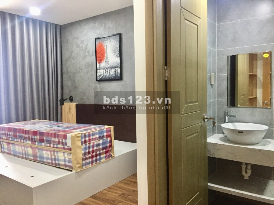 Gía cho thuê 17tr/tháng, đầy đủ nội thất xịn,DT 83m chỉ thiết kế 2PN rộng thoáng, Orchard Park View