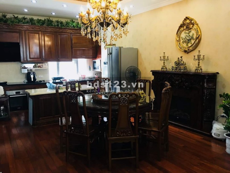 Mặt phố Xã Đàn, Đống Đa, 8 tầng x 140m2, thang máy, mặt tiền 8m