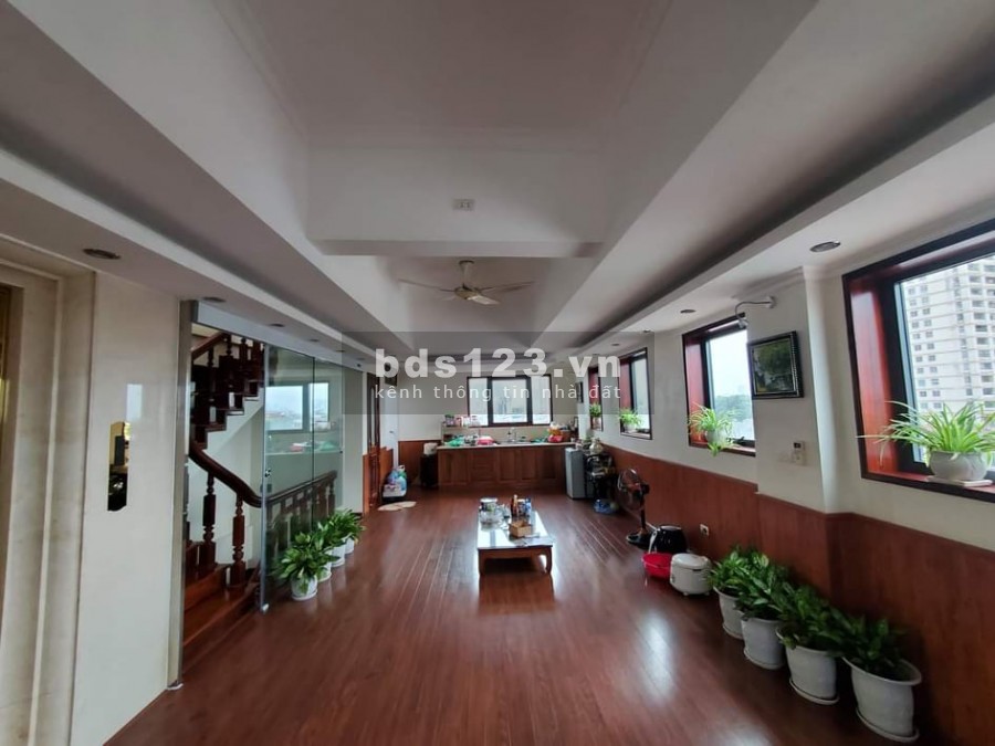Mặt phố Xã Đàn, Đống Đa, 8 tầng x 140m2, thang máy, mặt tiền 8m