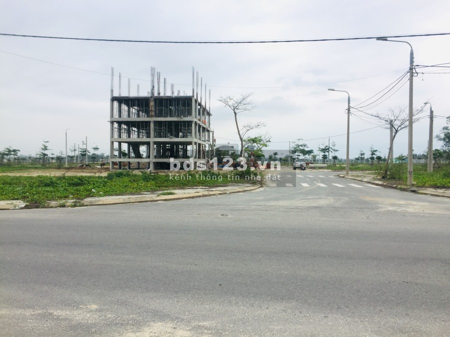 Bán lô đất Biệt thự lưng sông 198,5m2 tại Sentosa