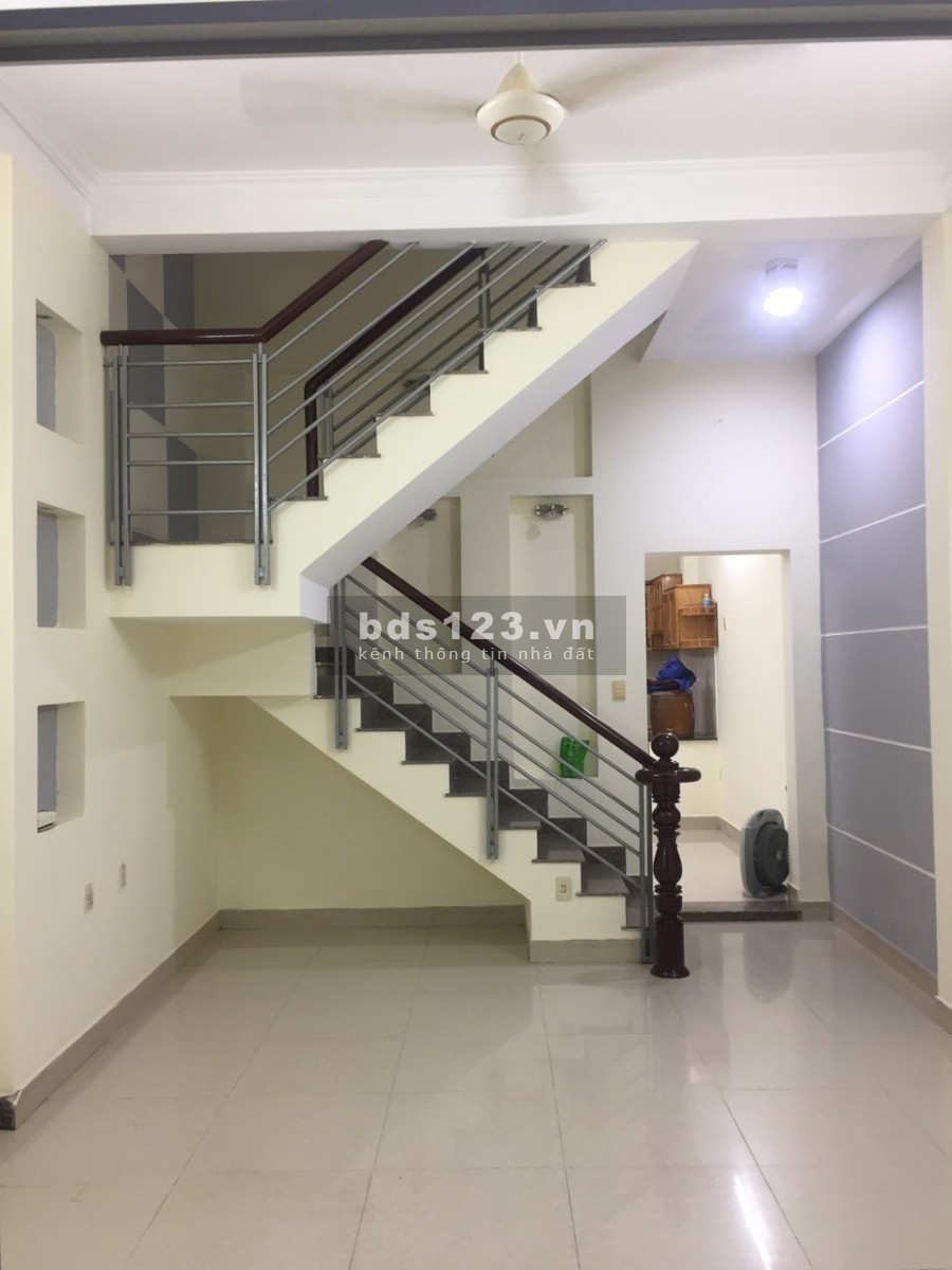 Cho thuê nhà 1 trệt 2 lầu diện tích 4 x13 đường Bùi tư toàn giá 7.5 triệu/ tháng có một căn nhà đang muốn cho thuê với giá 7 triệu rưỡi một tháng