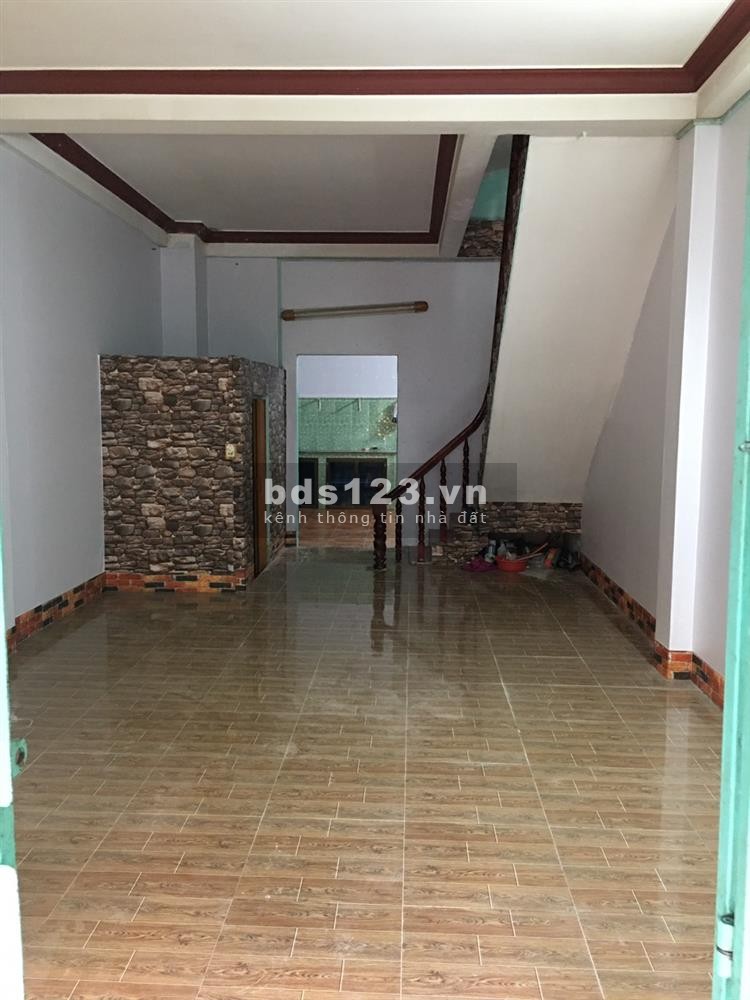 Bán nhà trong chợ Cầu Xáng, Bình Chánh, SHR