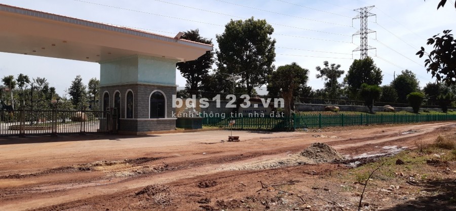 Bán đất ngay trungh tâm hành chính Hớn Quản cách QL13 chỉ 300m