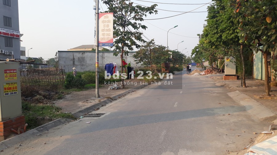 Sở hửu ngay lô 108m2 mặt đường Bùi Thị Cúc tại trung tâm Thị Xã Mỹ Hào LH : 0394342275