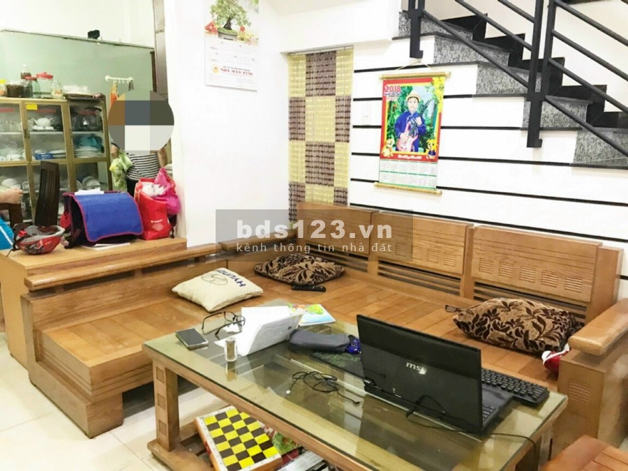 Nhà 2 tầng rộng rãi. Cạnh Vietcombank Tây Thạnh. 3,95 tỷ
