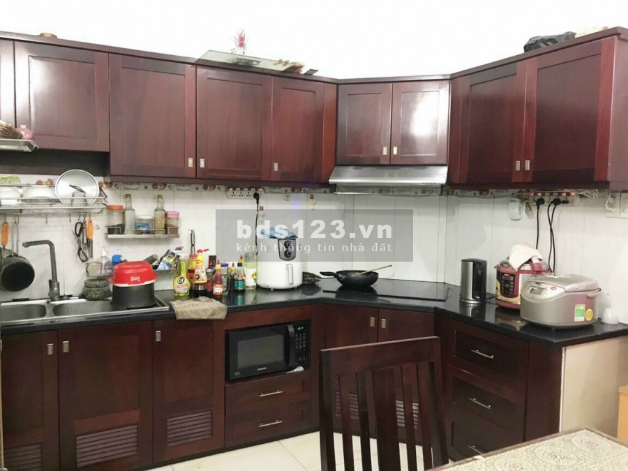 Nhà 2 tầng rộng rãi. Cạnh Vietcombank Tây Thạnh. 3,95 tỷ