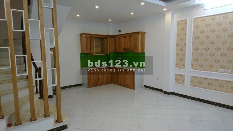 Bán nhà ngõ 184 Trần Khát Chân, Hai Bà Trưng diện tích 48m2x5 tầng, mặt tiền rộng 5m, giá 3.2 tỷ