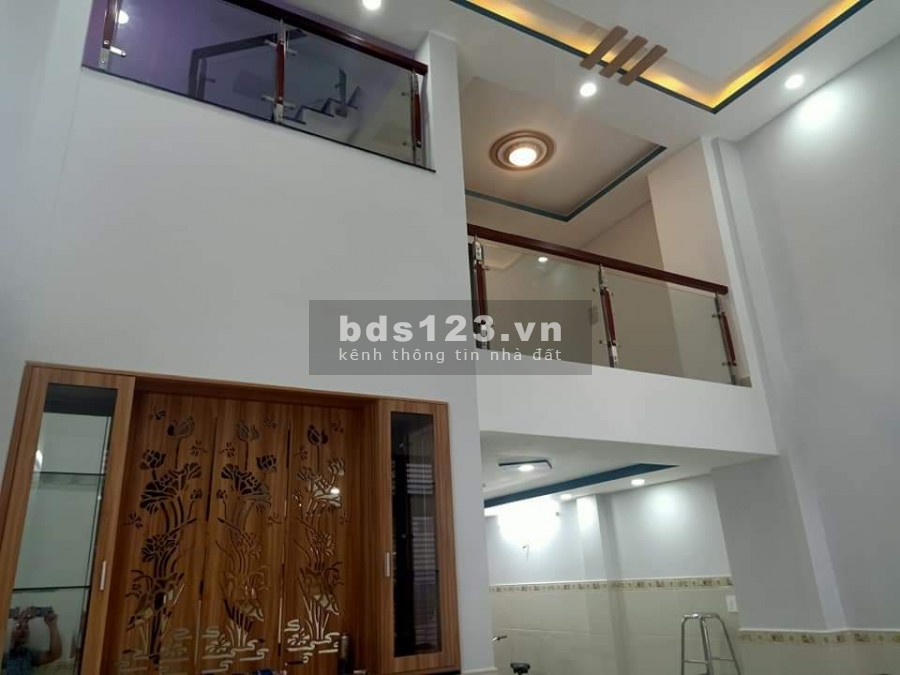 Bán Nhà Siêu Đẹp hẻm 8m Hồ văn Long Tân tạo Bình Tân 50m (5,6x9m)4pn 4wc 4ty700