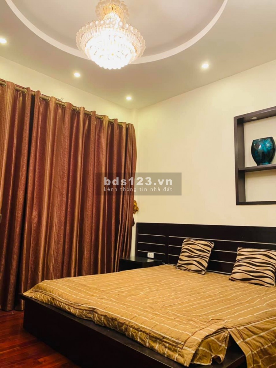 VIP Thái Hà, ngõ nông xe máy quay đầu, ở ngay 2.2 tỷ