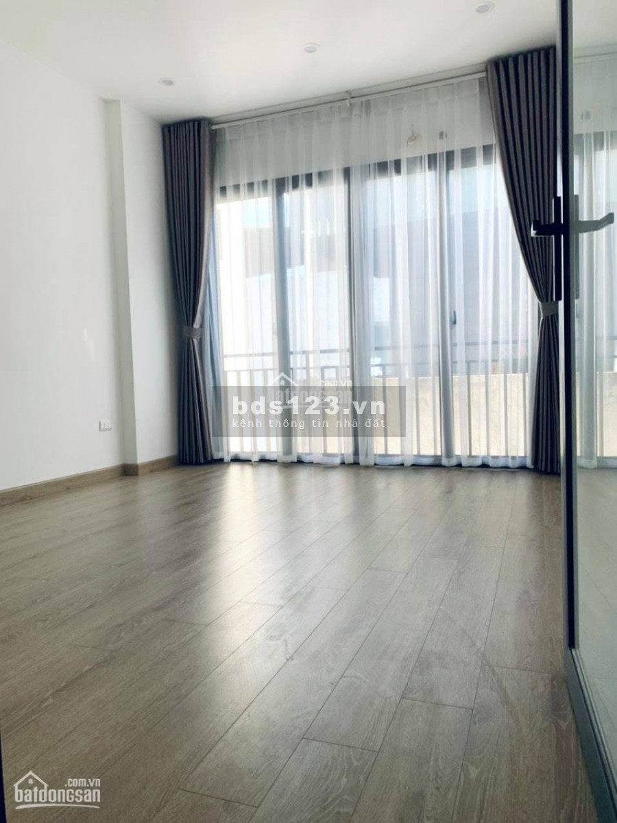 Bán gấp nhà Mặt ngõ Thành Công giá 4,5 tỷ, 65mx4T, đẹp ở luôn