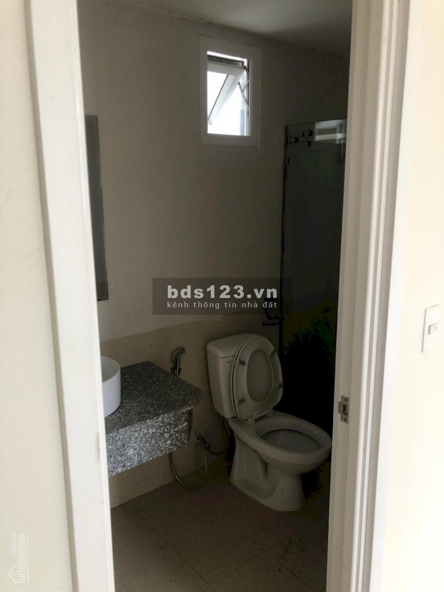 Cần bán gấp căn hộ City gate quận 8 , dt 73m2 2pn 2wc , lầu cao view đep