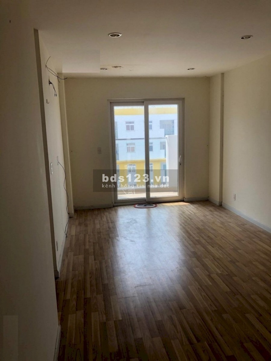 Cần bán gấp căn hộ City gate quận 8 , dt 73m2 2pn 2wc , lầu cao view đep