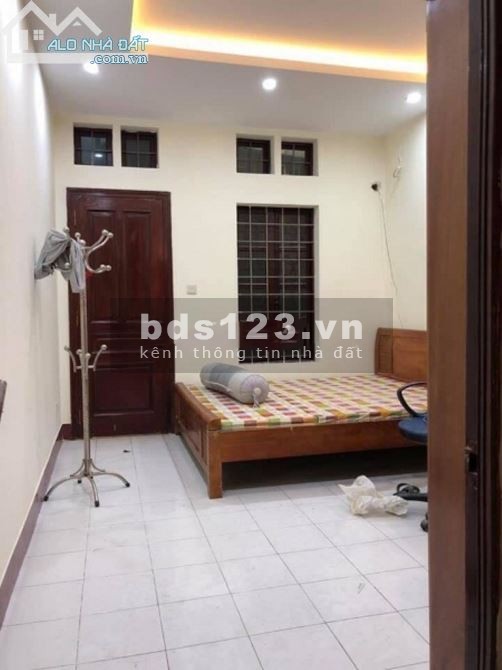 Bán rất gấp nhà Tô Hiến Thành,Quận 10, 45m2, 2 Tầng, chỉ 4.7 tỷ (ThươngLượng)