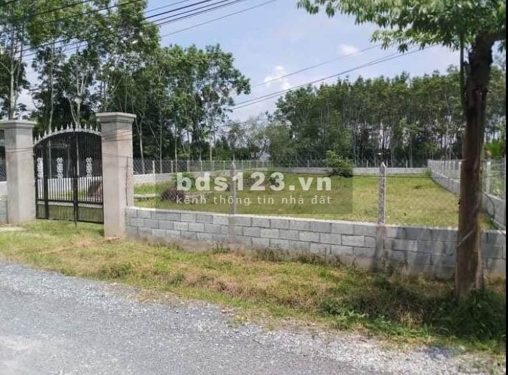 Bán đất gần mặt tiền quốc lộ 13 gần các khu công nghiệp lớn