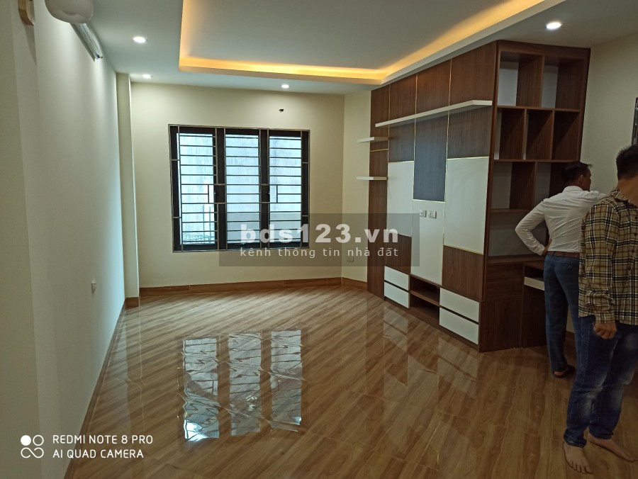 Nhà xây 5 Tầng ngõ rộng cách ô tô đỗ 15m,nội thất cơ bản giá tốt 2, X tỷ