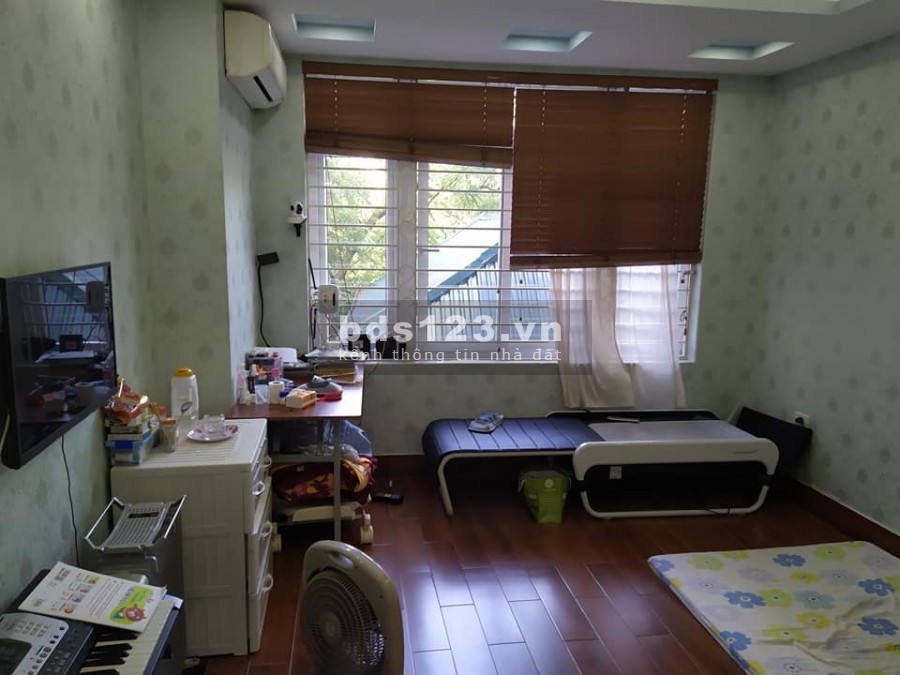 Khâm Thiên, 30m2, 4 tầng, 3 ngủ, nhà đẹp ở ngay, giá 2 tỷ 5. LH 0975823216
