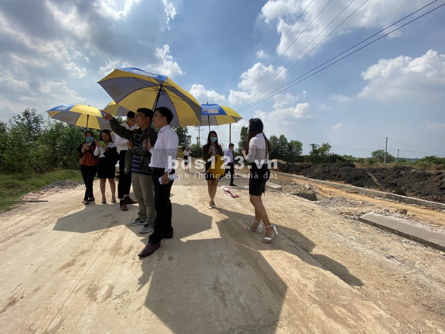 Bán đất gần KCN cao 450ha, ngay trung tâm Hắc Dịch, SHR