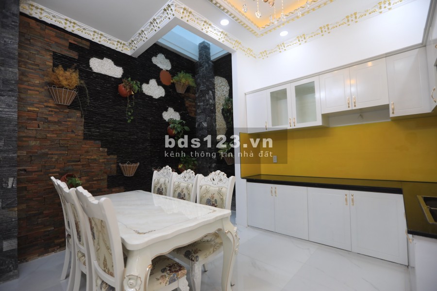 33/60 khu lý phục mang Q7.Nhà mới xịn sò cao cấp
