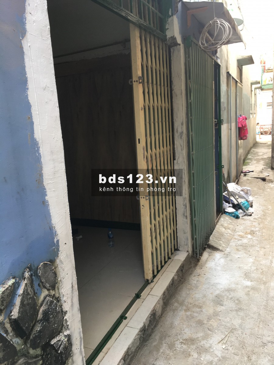 Cho thuê lầu lối đi riêng gạch giã gỗ