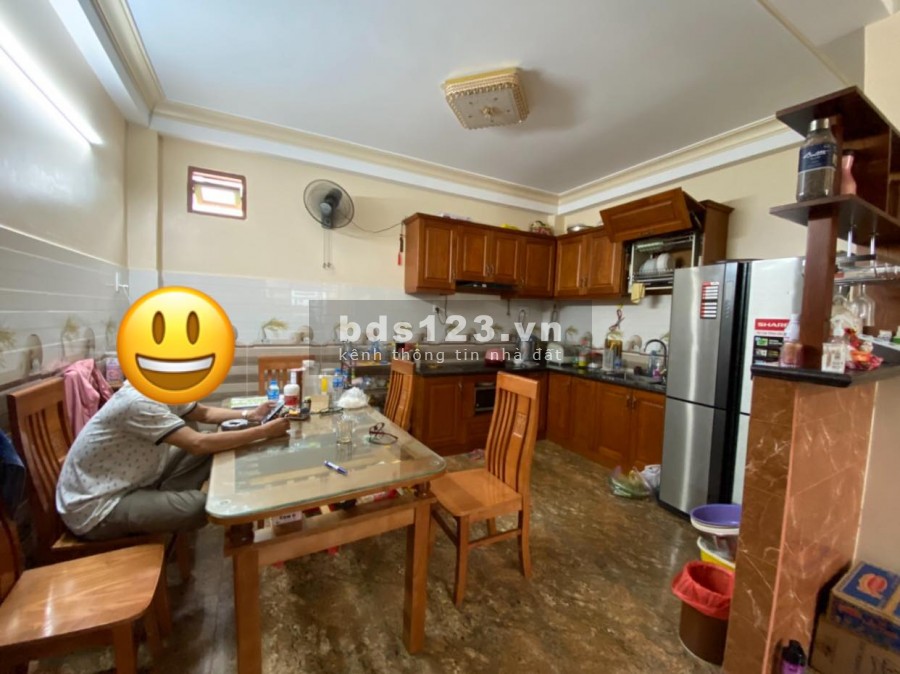 Bán nhà Hoàng Xuân Hoành Tân Phú, 93,4m2, 3 tầng, Hẻm Xe Hơi Tránh, 6.15 tỷ