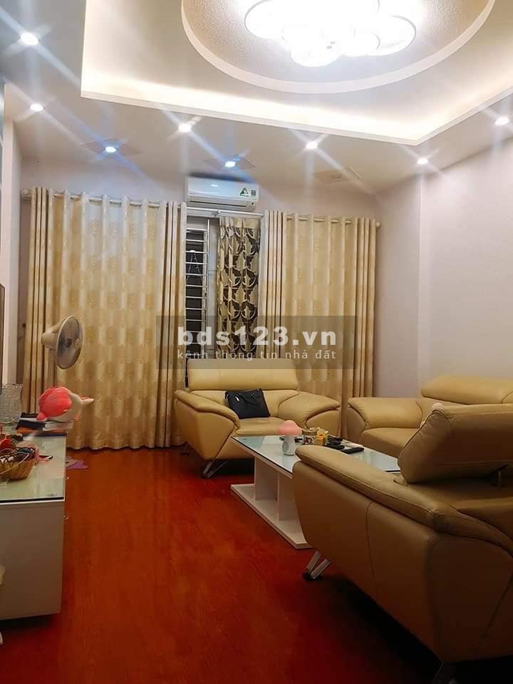 Quá Hời! Ngõ Thông, nhà mới Nguyễn Trãi DT 55m2*4T, MT4m, Giá 3tỷ5