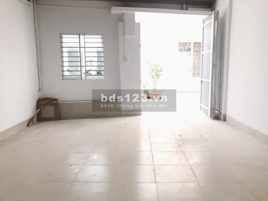 Nhà Nguyễn Thượng Hiền, Phú Nhuận, 4x15, 1 trệt, 4x15, hợp làm văn phòng.