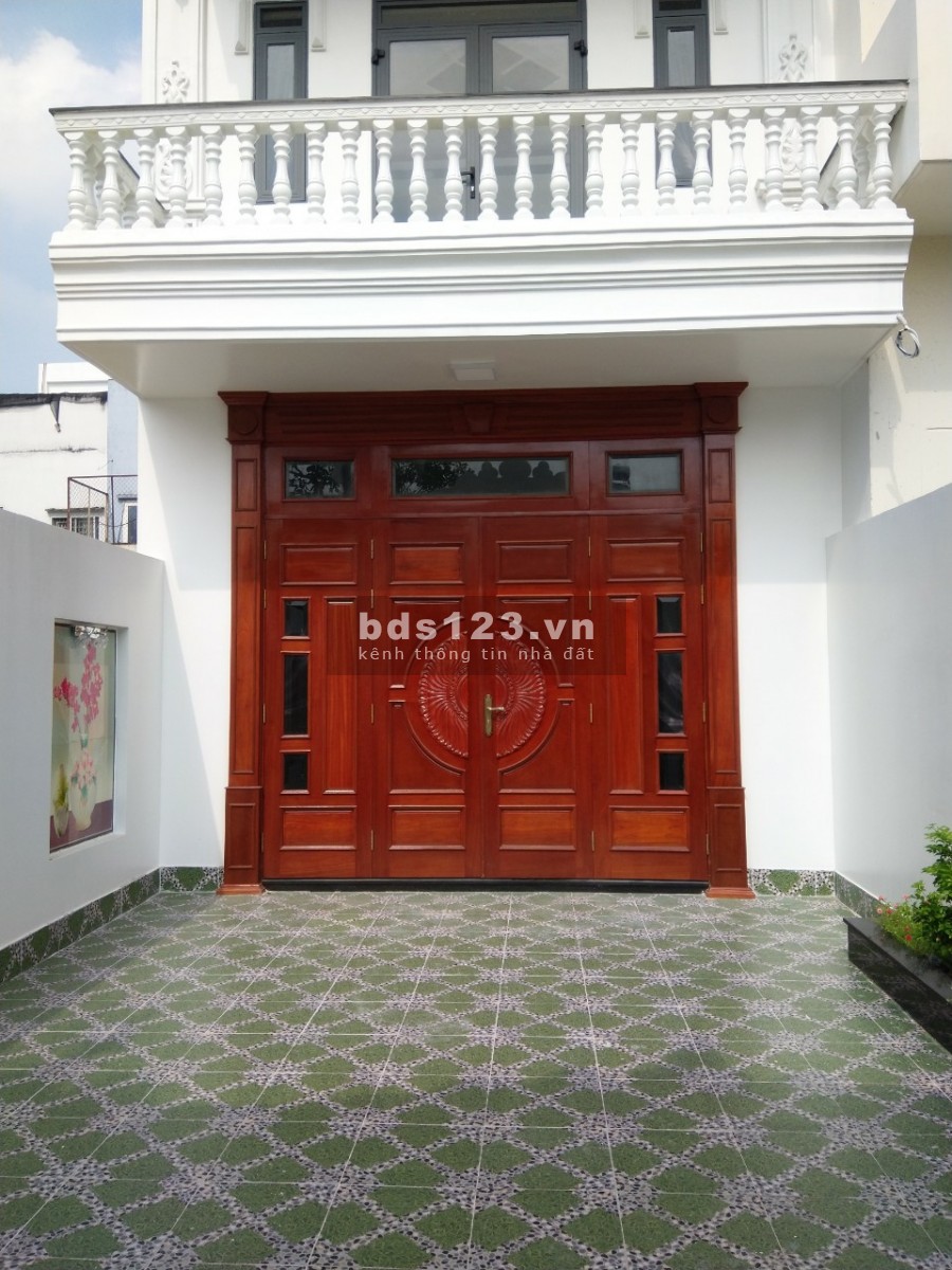 Nhà mới SHR thiết kế sang trọng hiện đại KDC Đại Hải Hóc Môn