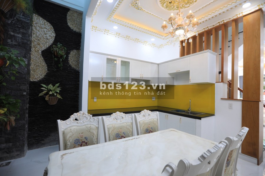33/60 khu lý phục mang Q7.Nhà mới xịn sò cao cấp