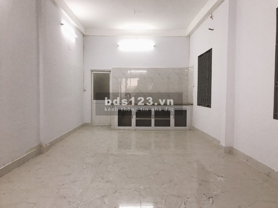 Nhà Nguyễn Thượng Hiền, Phú Nhuận, 4x15, 1 trệt, 4x15, hợp làm văn phòng.